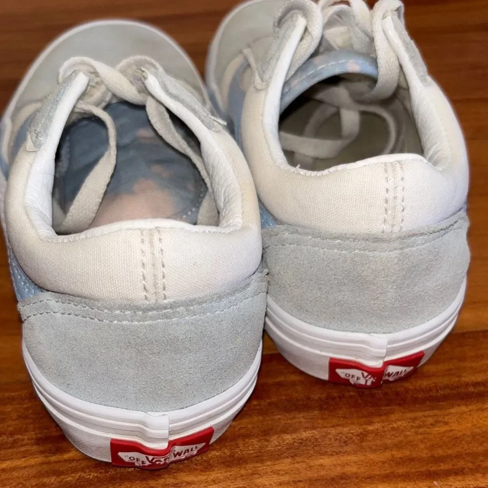 Vans Stylish Kids Sneakers in Light Blue and White size 2.5